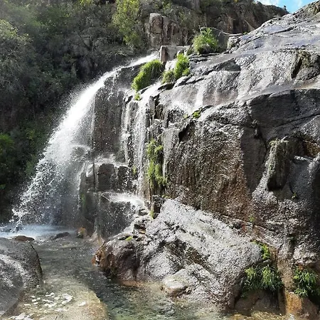 Σαλέ Cabrilhome - Al Geres Cabril (Villa Real)