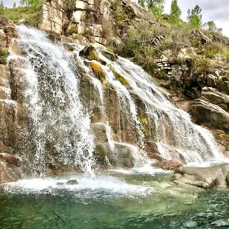 Σαλέ Cabrilhome - Al Geres Cabril (Villa Real)